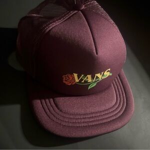 Vans Womens Trucker Snapback Cap
Mesh Catawba Grape OS Burgundy Maroon